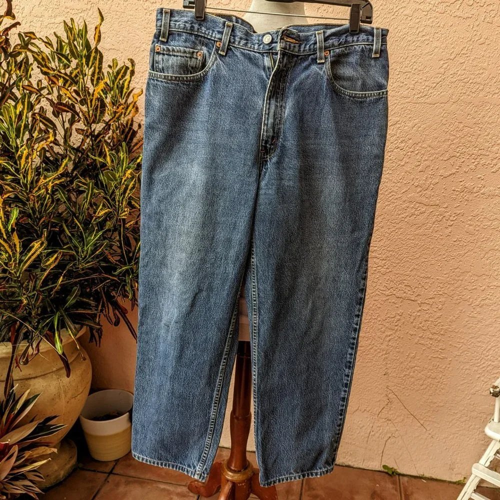 Levi's Men's 550 red tag jeans SZ 36